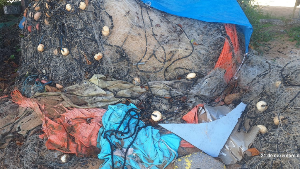 Plástico recolhido no mar